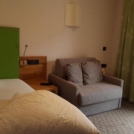Hotel Mozart Landeck Esterno foto