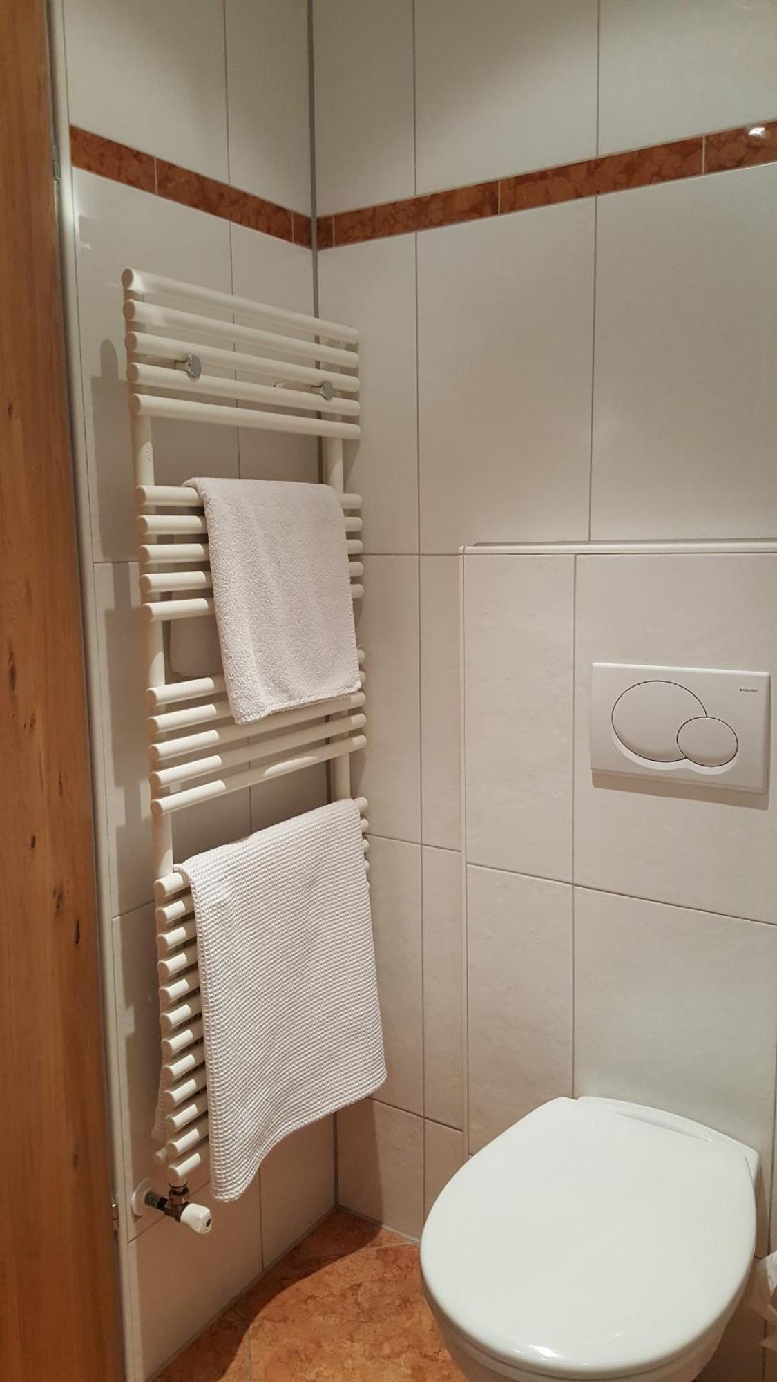 Hotel Mozart Landeck Esterno foto