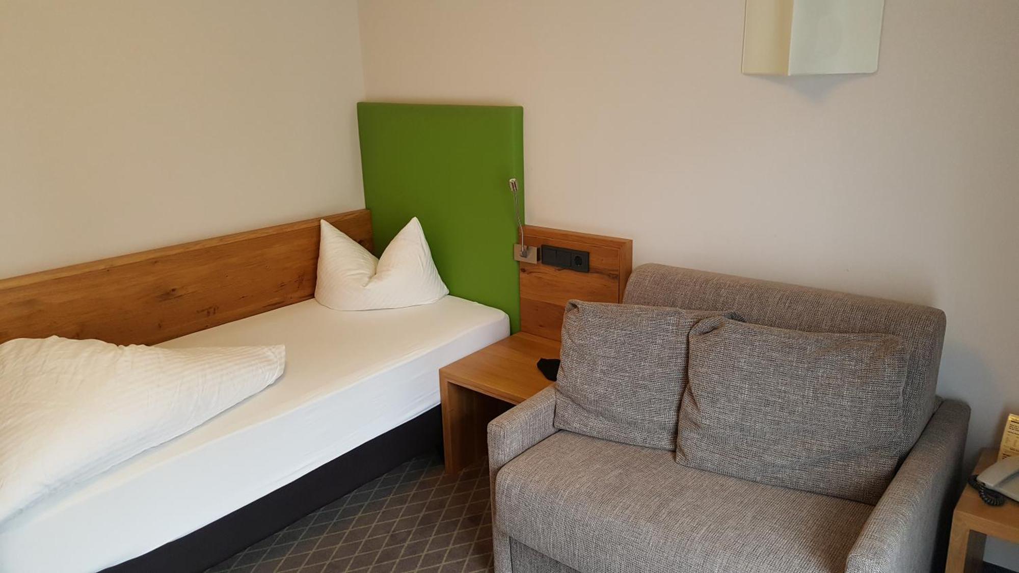 Hotel Mozart Landeck Esterno foto