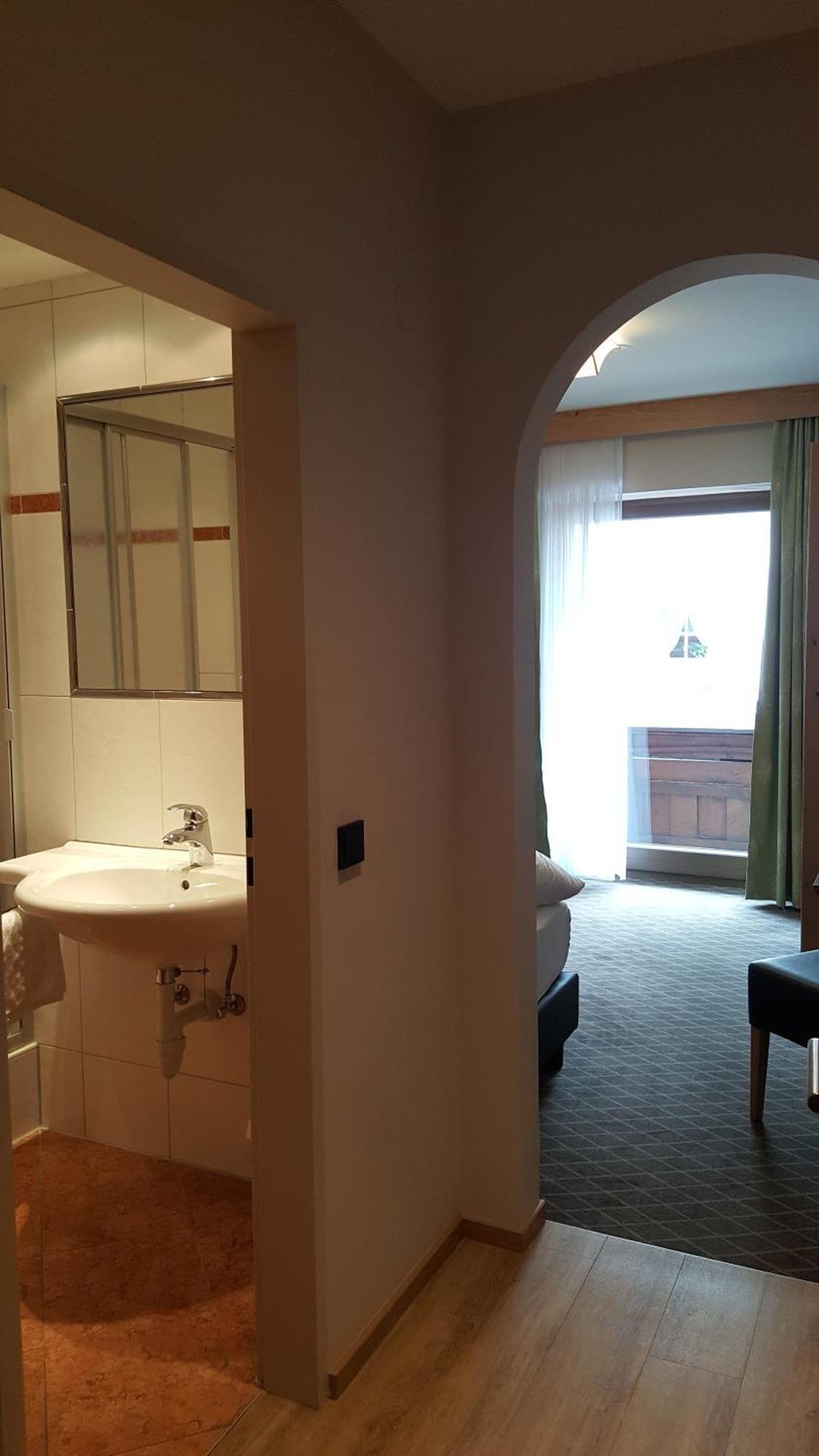 Hotel Mozart Landeck Esterno foto
