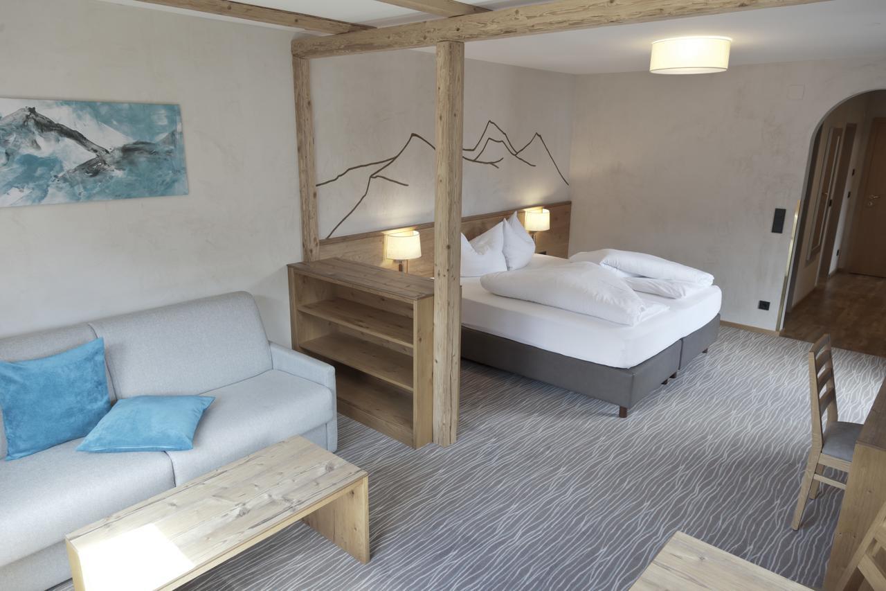 Hotel Mozart Landeck Esterno foto